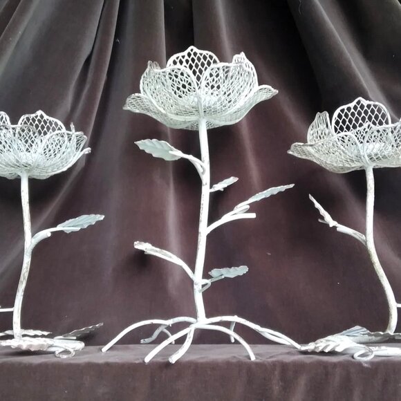 Set of 3 Weathered Rustic Cottage Shabby Chic Metal Flower Votive Candle Holders - Picture 10 of 12